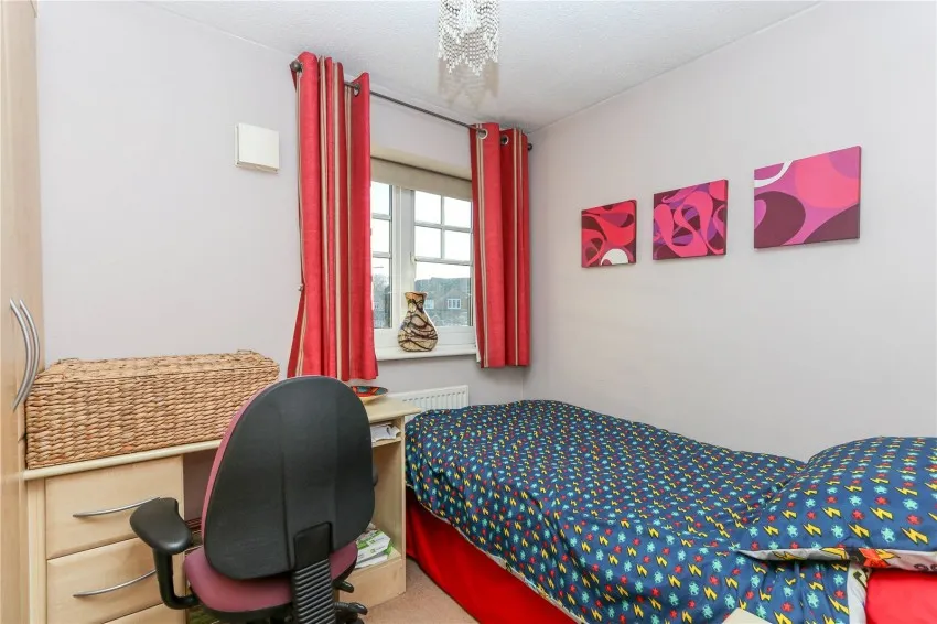 Lavington Avenue, Cheadle, photo 10