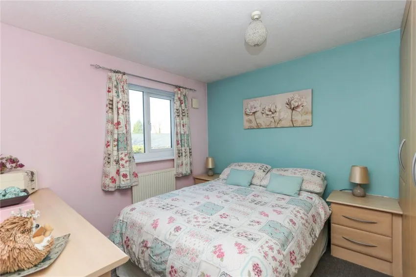 Lavington Avenue, Cheadle, photo 7