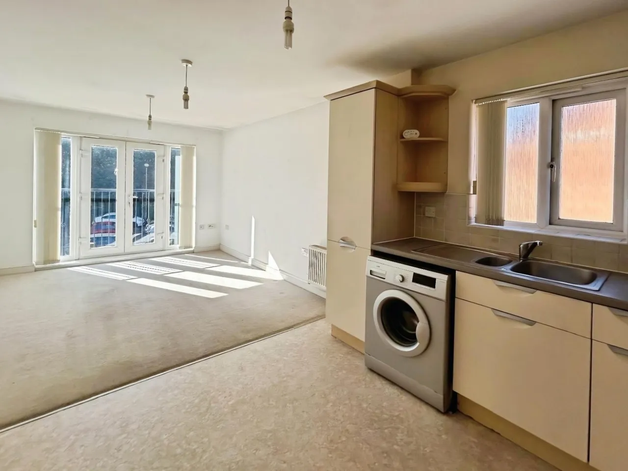 Haverhill Grove, Wombwell, S73, photo 4