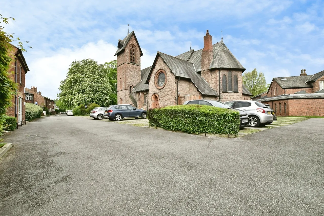Gatley Green, CHEADLE, Cheshire, SK8, photo 14