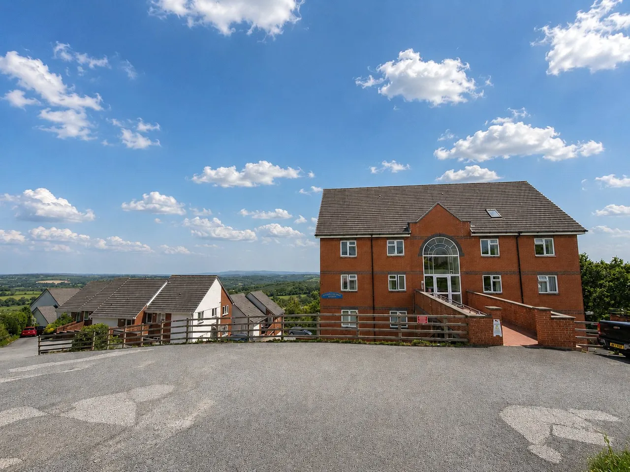 Tavistock Road, Launceston, PL15, photo 10