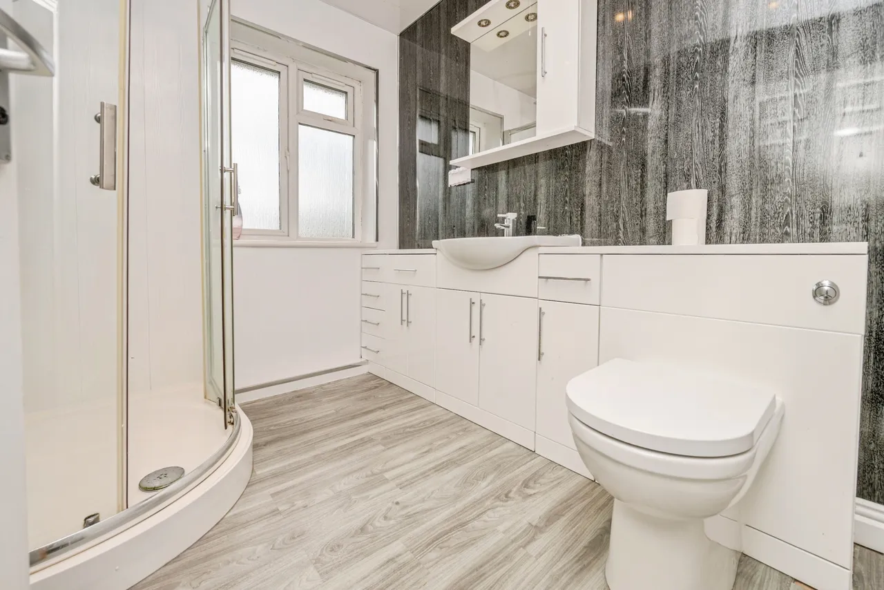 Caslon Crescent, Stourbridge, DY8, photo 10