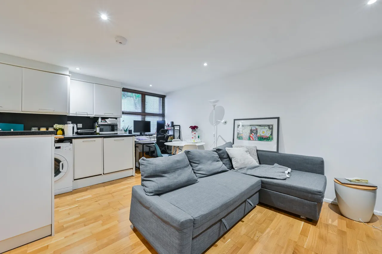 5 Shackleton House, Chalton Street, London, photo 7