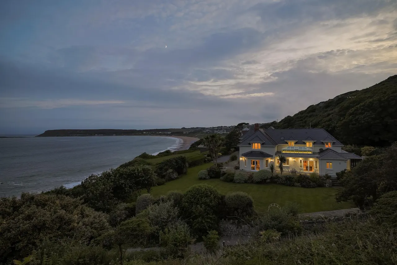 Craig Y Don, Horton, photo 4