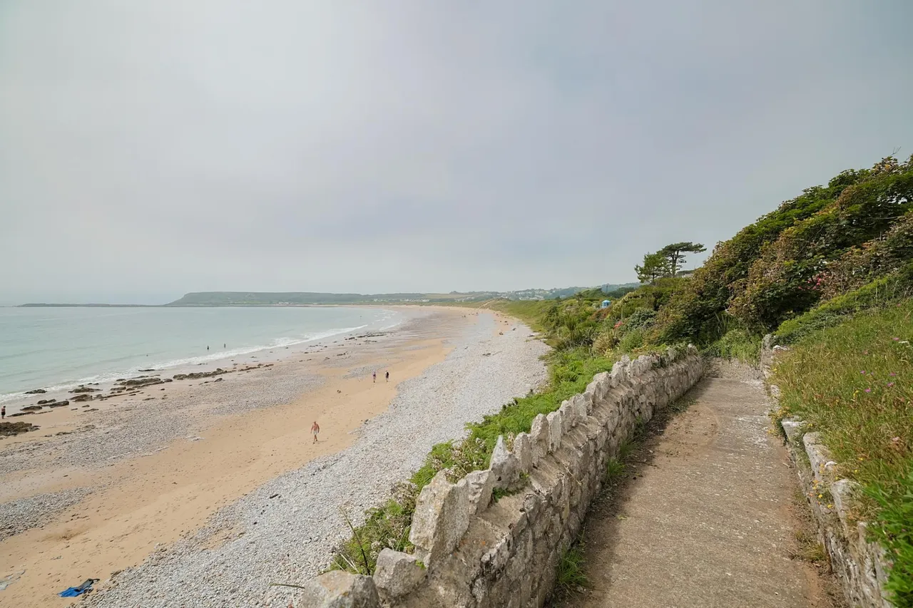 Craig Y Don, Horton, photo 3