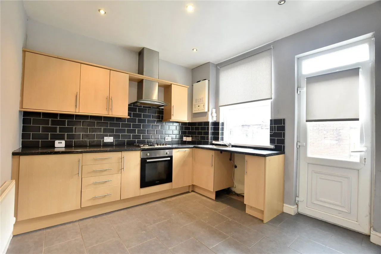 Muriel Street, Heywood, OL10, photo 4