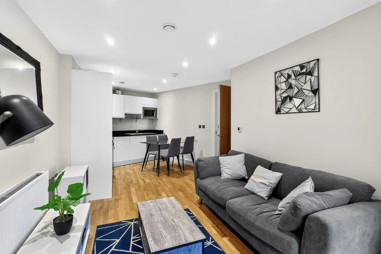 18 St. Annes Street, London, photo 3