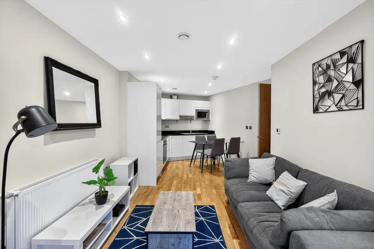 18 St. Annes Street, London, photo 2