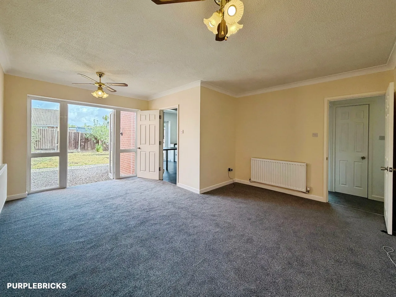 Hillside Close, Evesham, WR11, photo 2