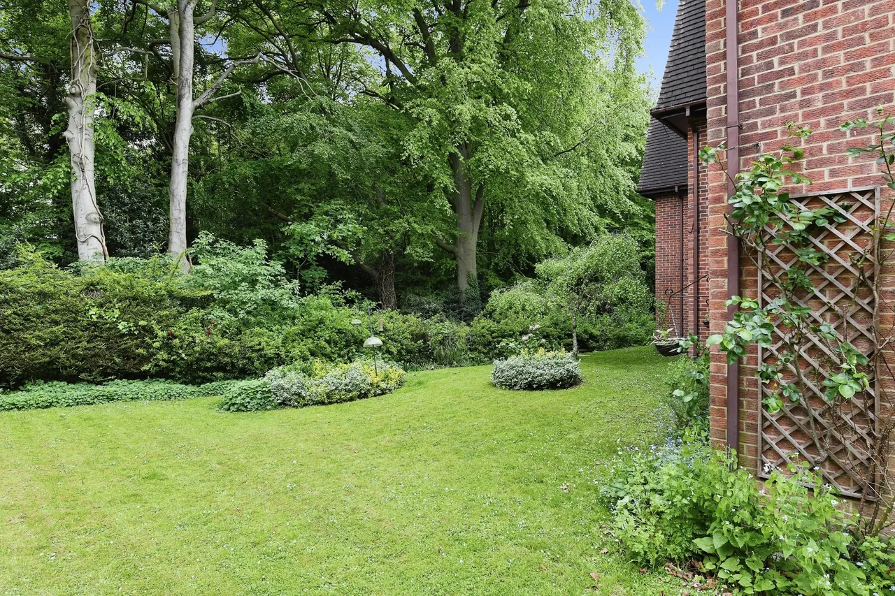 Lorne Road, Warley, Brentwood, CM14, photo 2