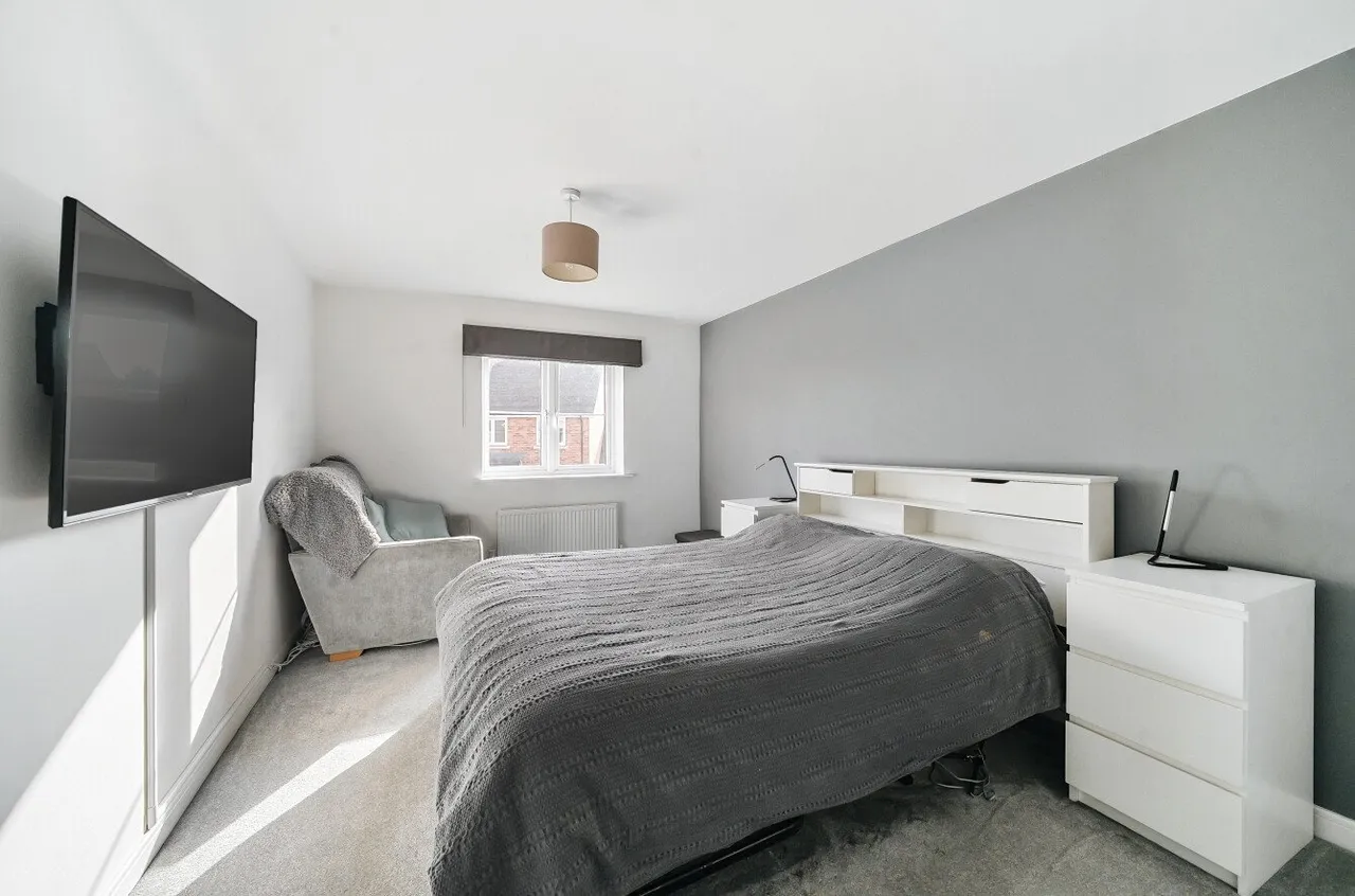 Holland Drive, Medstead, GU34, photo 4
