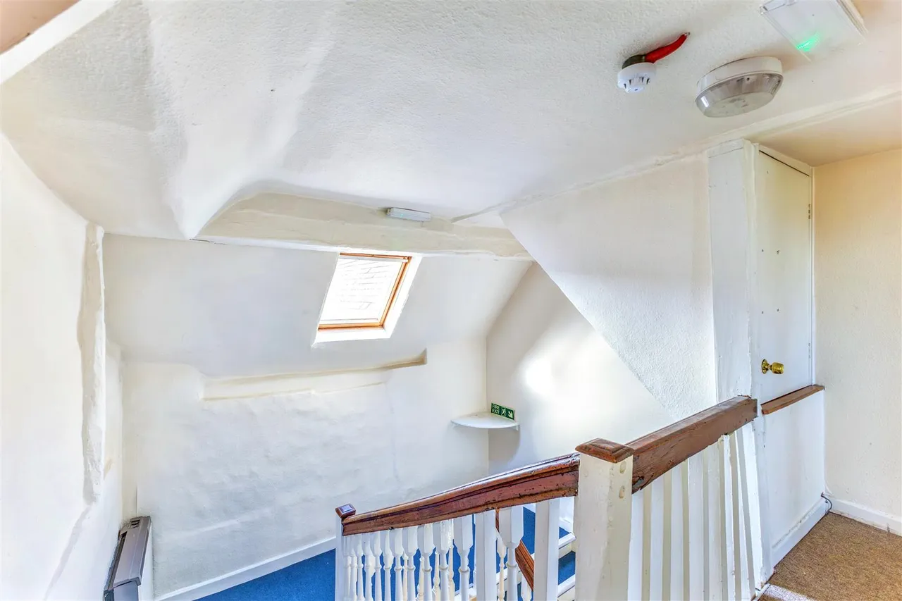 93, High Street, Evesham, photo 8