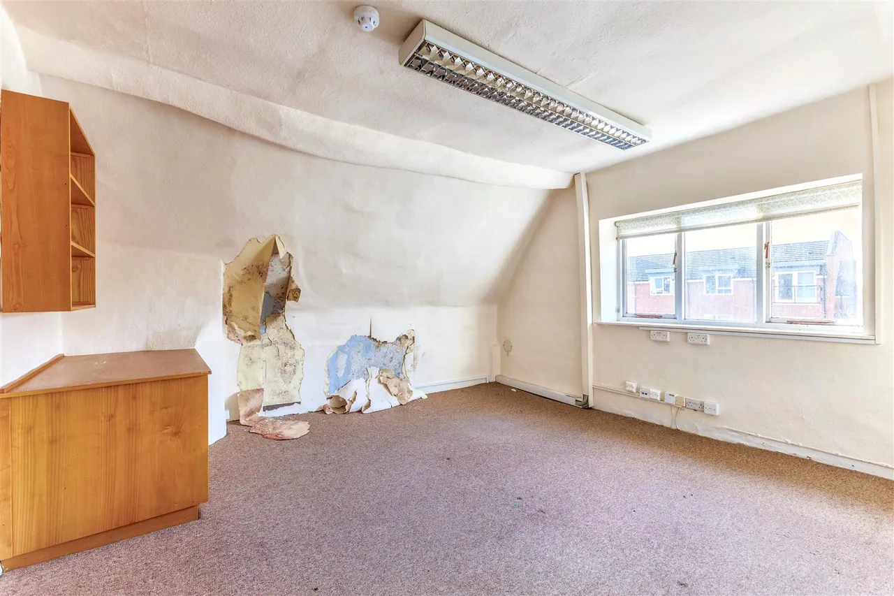 93, High Street, Evesham, photo 6