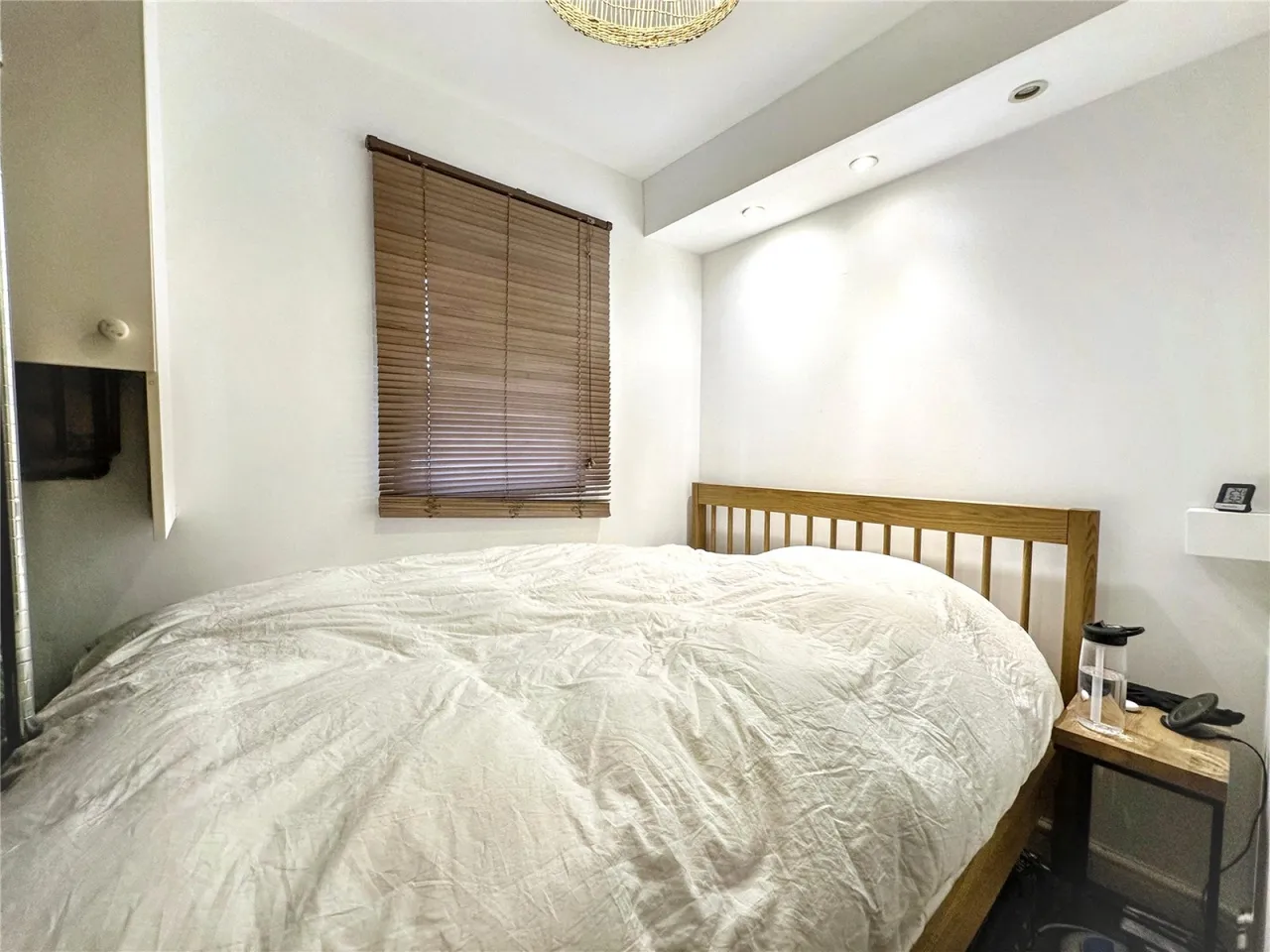 Alexandra Road, Wimbledon, photo 5