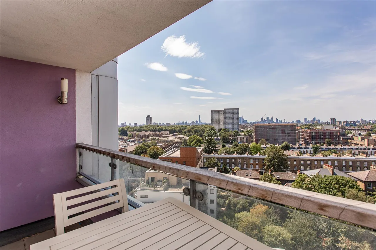 1 bed flat for sale, Mallard Point, Bow
