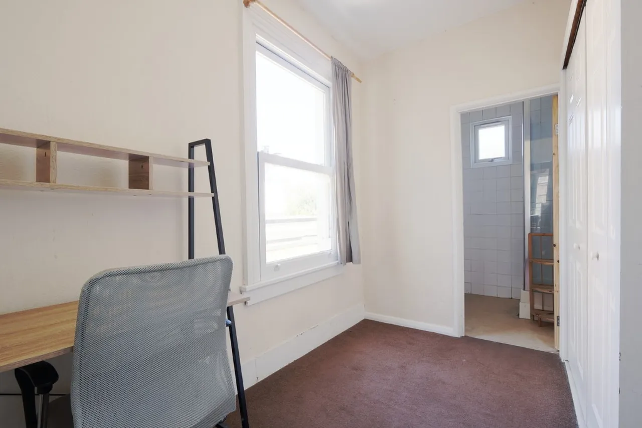 Sturton Street, photo 11