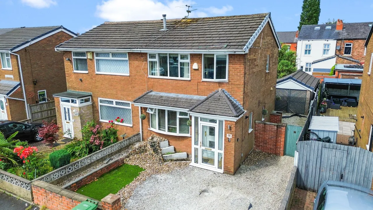 Greenbank, Abram, Wigan, Wigan, WN2 5XU, photo 18