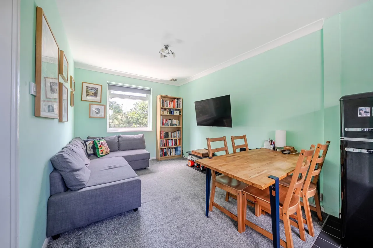 Casterbridge Road, SE3, photo 13