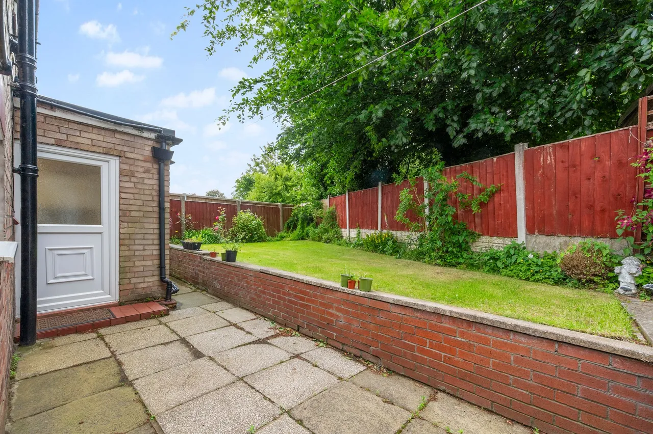 Manchester Road, Prescot, Prescot, L34 1NE, photo 17