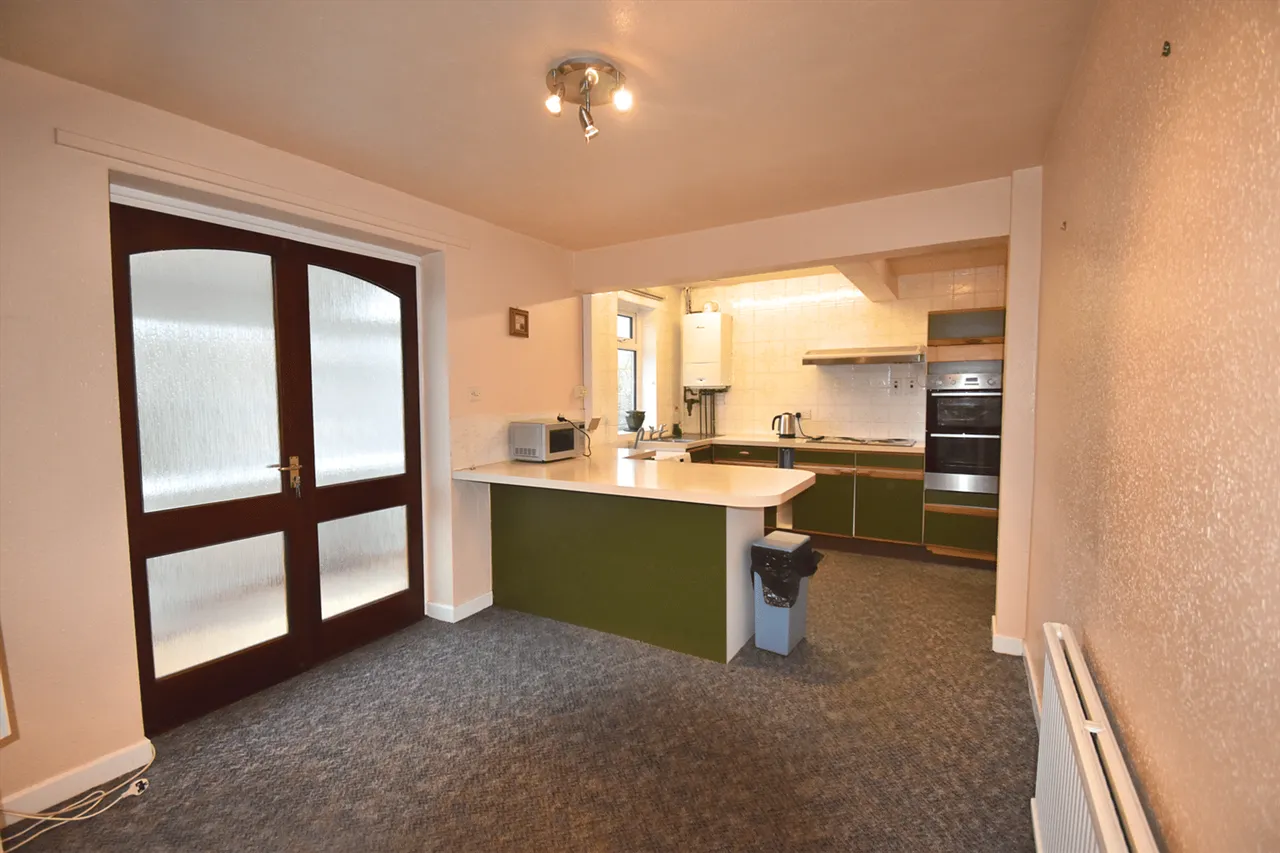 Orchard Avenue, High Peak, photo 4