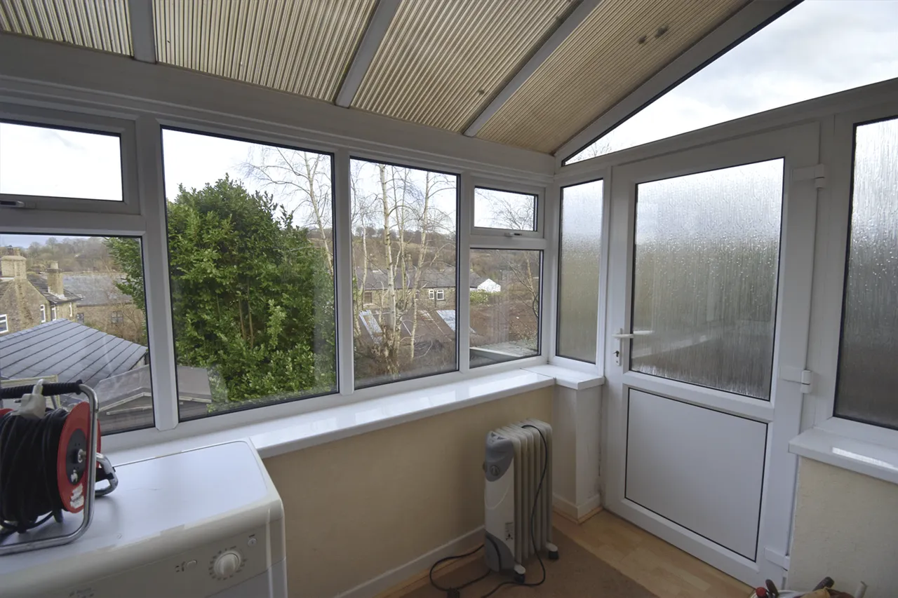 Orchard Avenue, High Peak, photo 7