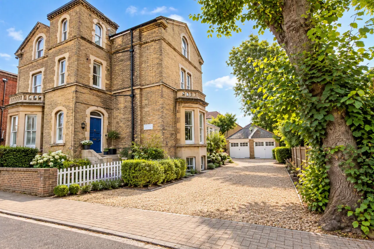 1 bed flat to rent, St. Ronans Road, Southsea, PO4