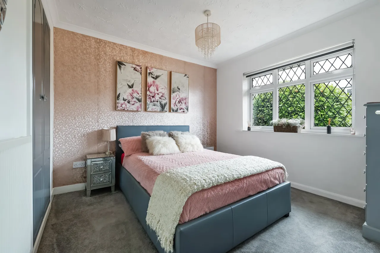 Woodroyd Gardens, Horley, RH6, photo 9