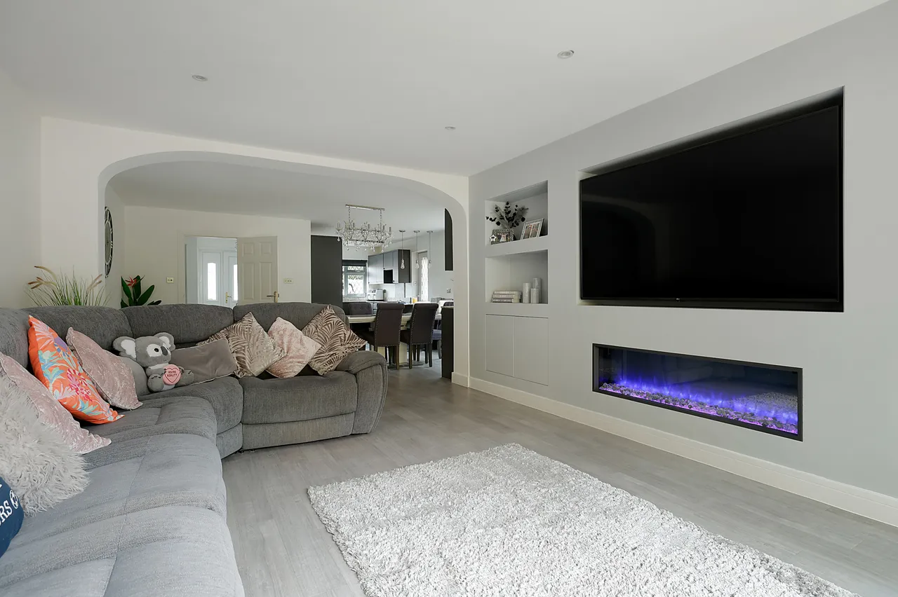 Woodroyd Gardens, Horley, RH6, photo 5