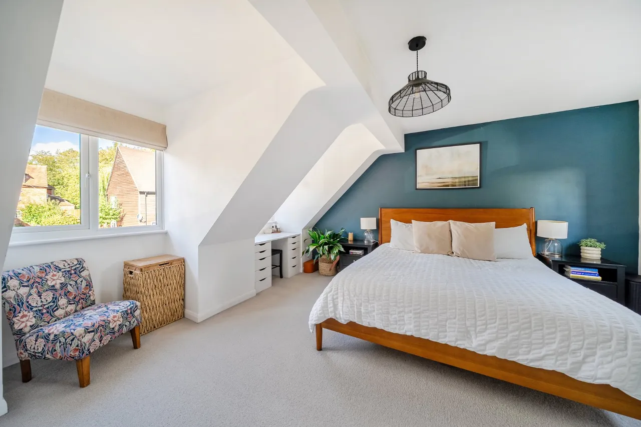 Radford Close, Farnham, GU9, photo 9