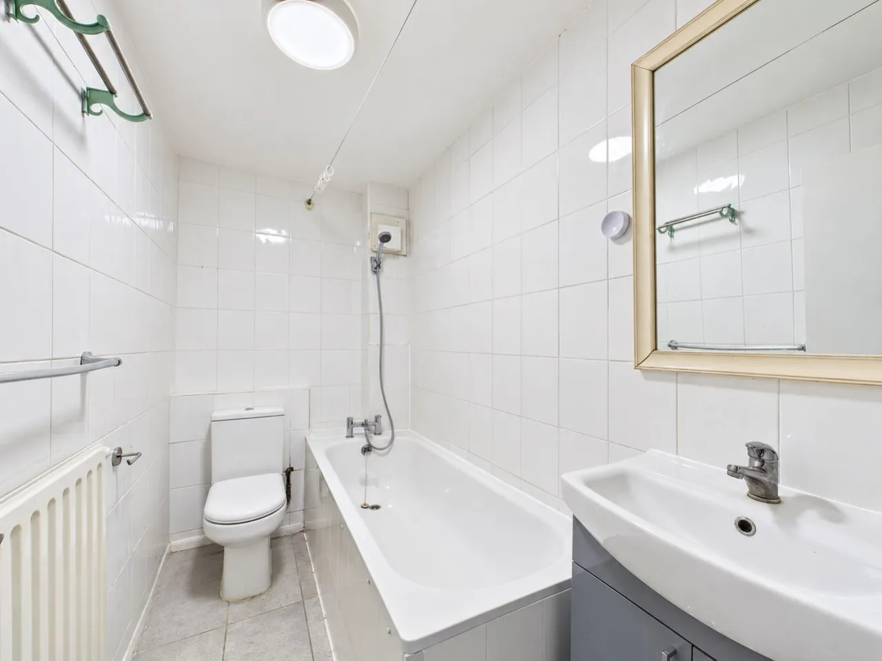 Mintern Close, London, N13, photo 8