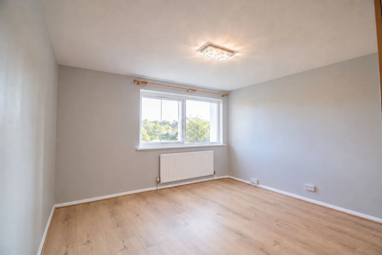 Mintern Close, London, N13, photo 5