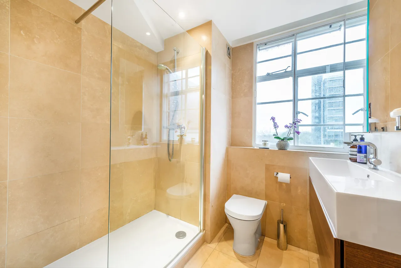 70 Westbourne Court, Orsett Terrace, London, photo 7