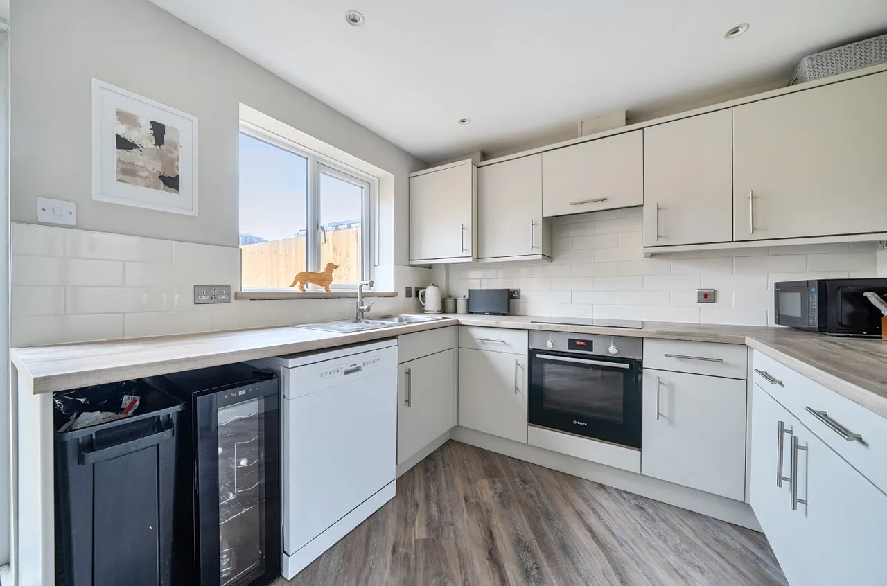 Moss Way, Darenth, DA2, photo 13