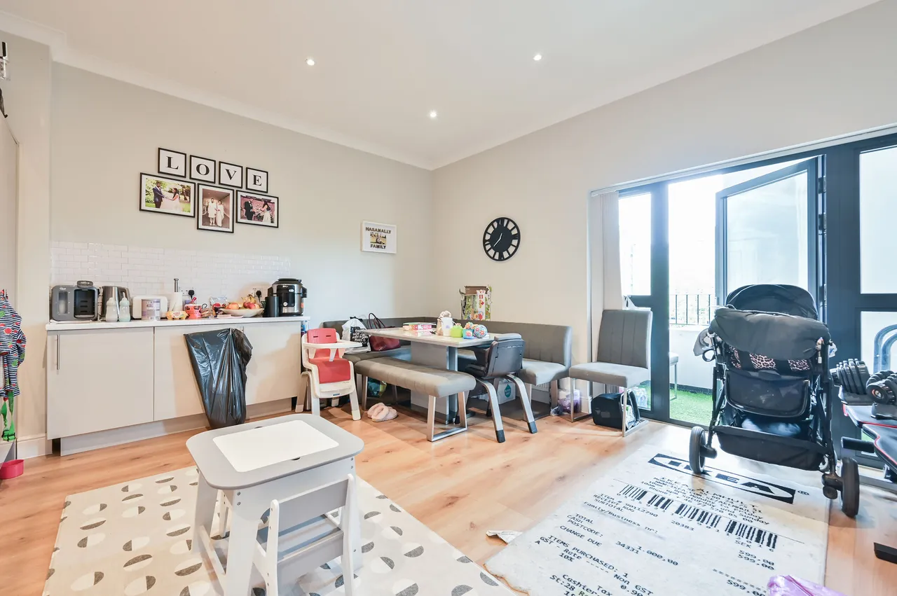 Flat 2, Saturn House, 12-14 Station Road, Harrow, photo 4