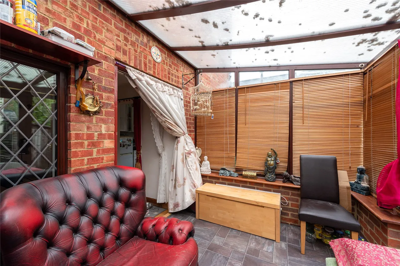 Vicarage Road, Bradwell Village, MK13, photo 11
