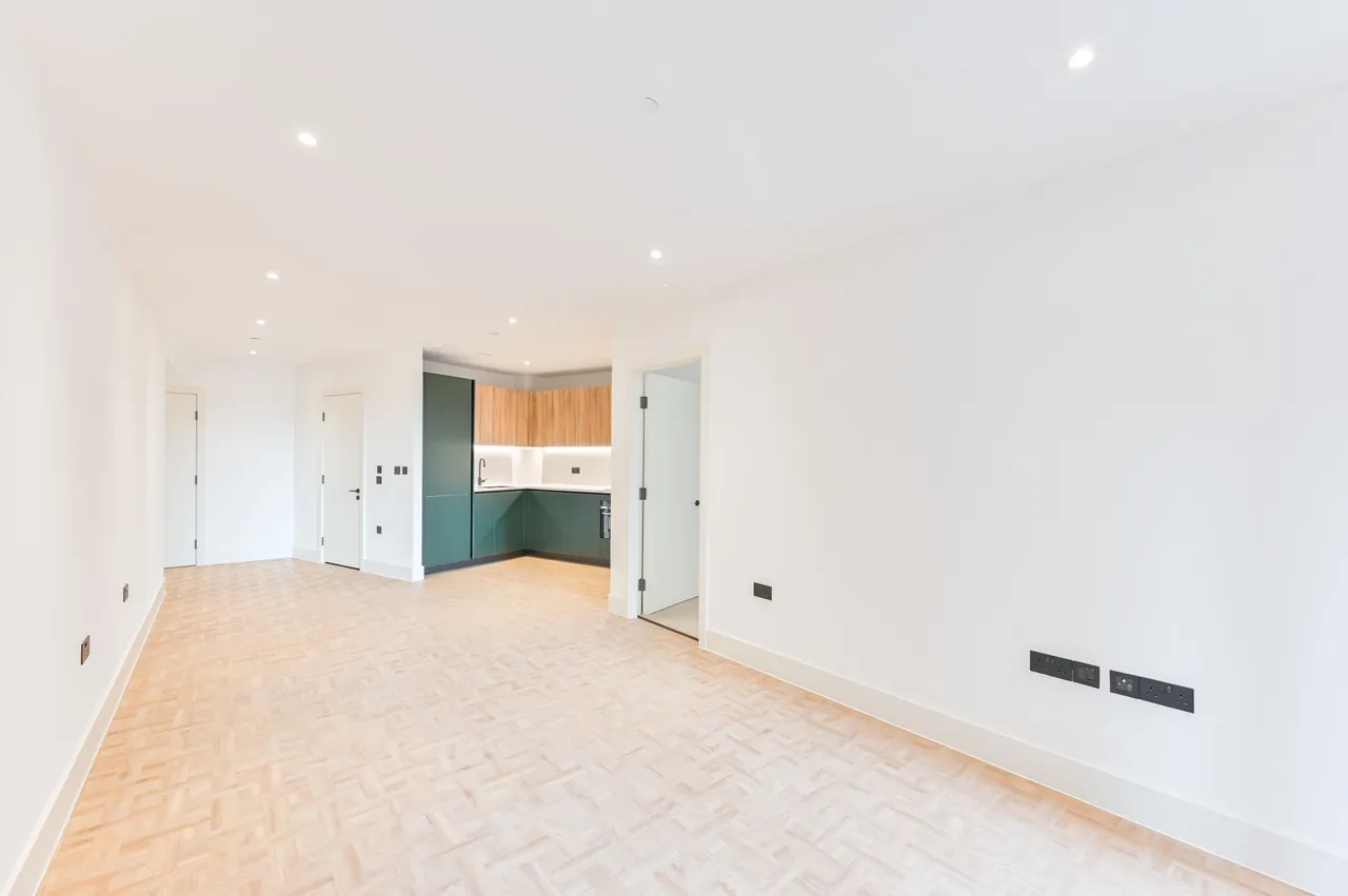 London, SW11, photo 11