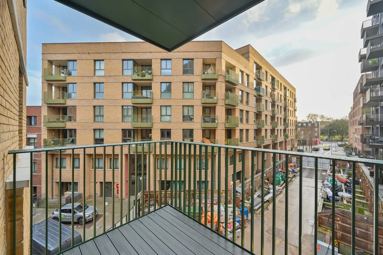 London, SW11, photo 10