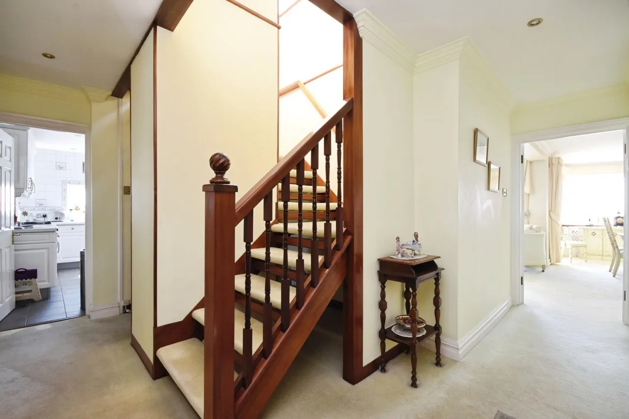 The Leas, Westcliff-On-Sea, Essex, SS0, photo 15