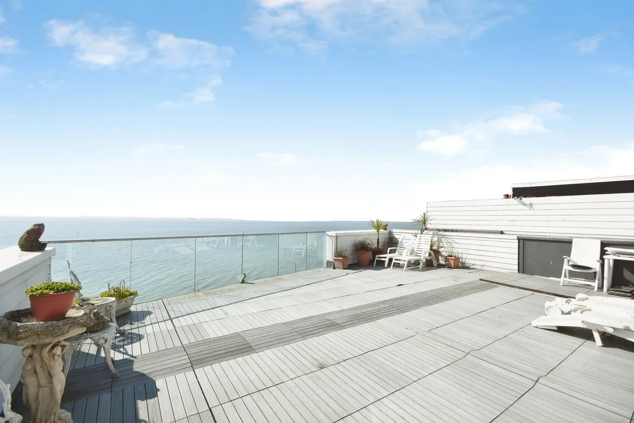 The Leas, Westcliff-On-Sea, Essex, SS0, photo 6