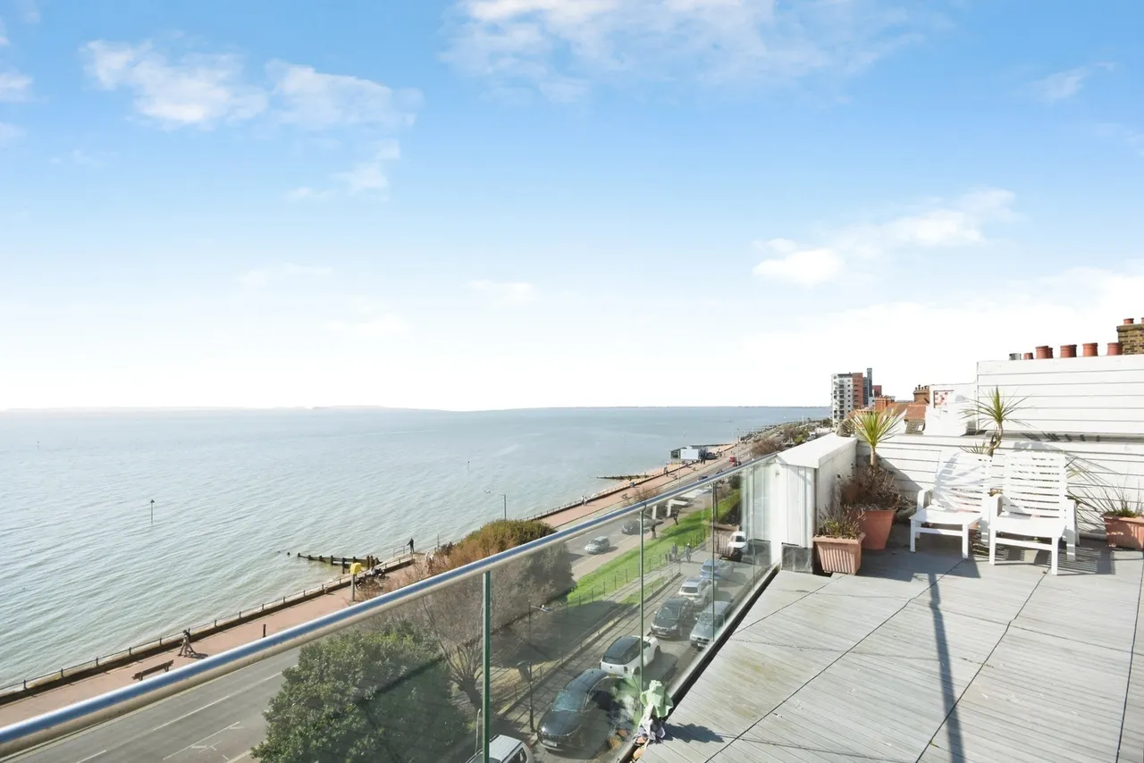 The Leas, Westcliff-On-Sea, Essex, SS0, photo 19