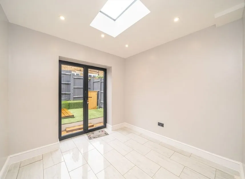 Cowick Road, Tooting, SW17, photo 3