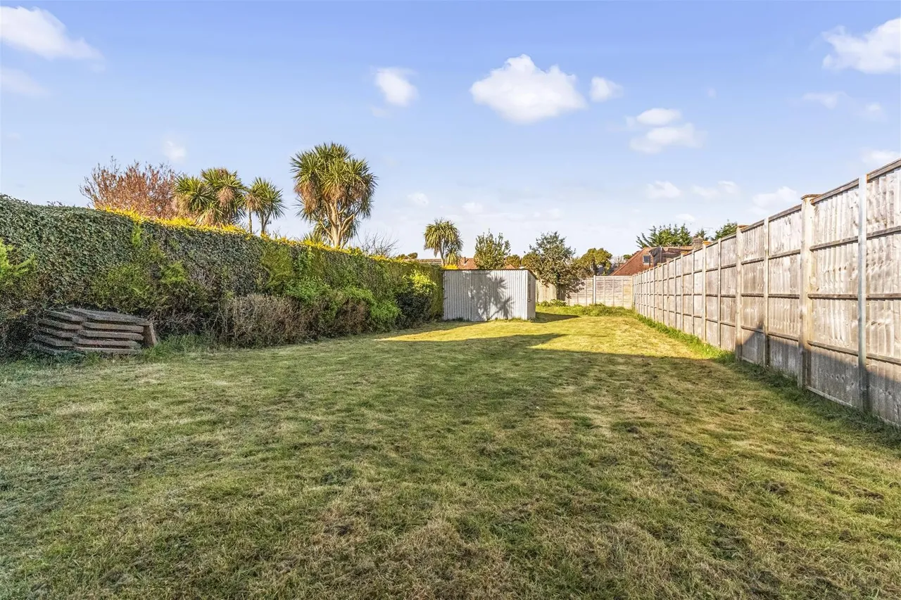 Worthing Road, Rustington, Littlehampton, photo 20