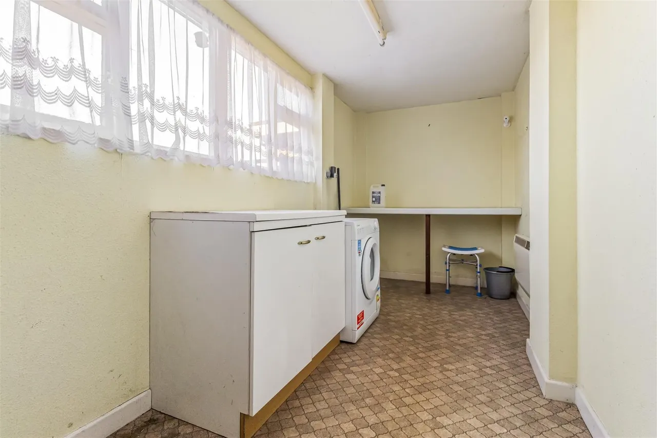 Worthing Road, Rustington, Littlehampton, photo 18