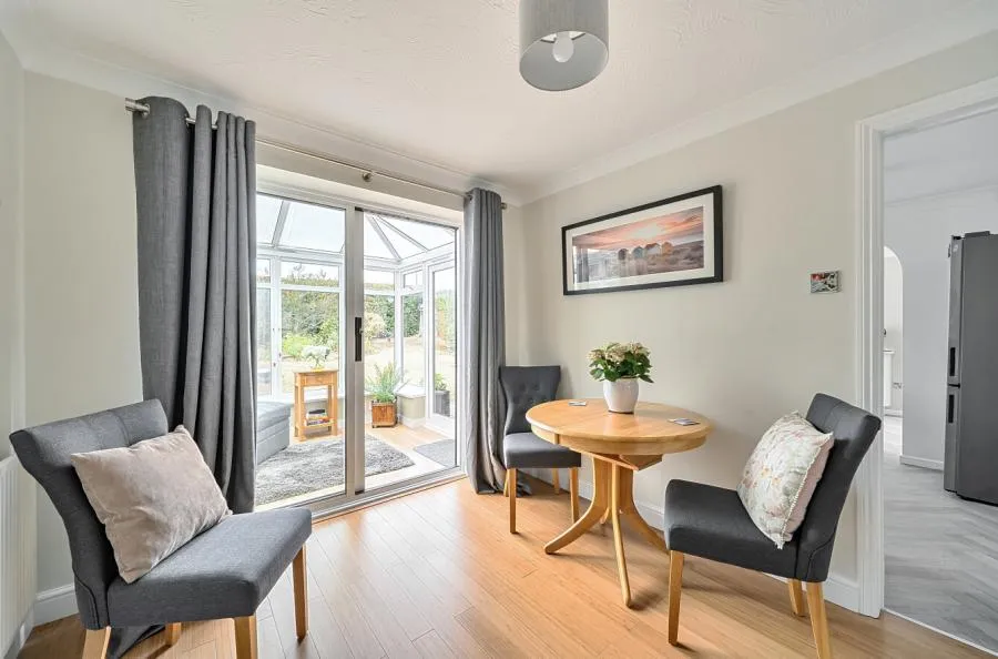 Loveridge Close, Swindon, SN2, photo 3