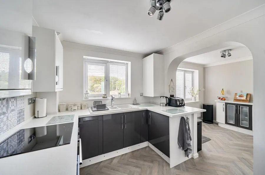 Loveridge Close, Swindon, SN2, photo 5