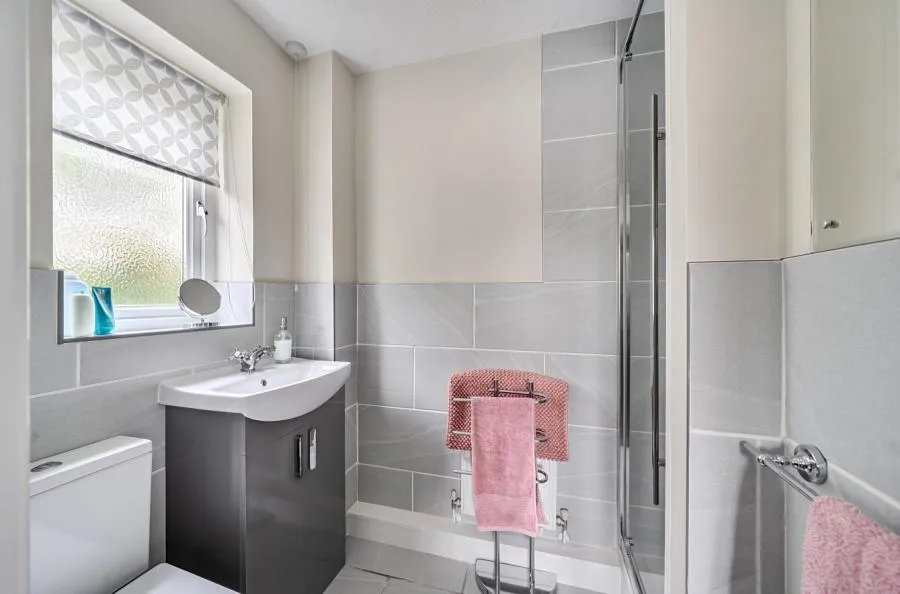 Loveridge Close, Swindon, SN2, photo 9