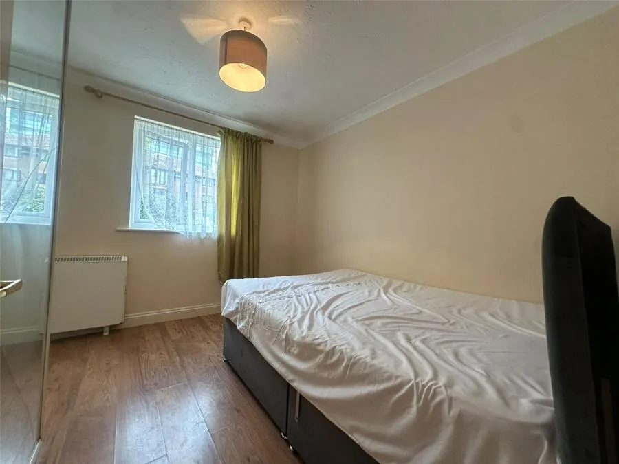 Upton Park, Slough, SL1, photo 5