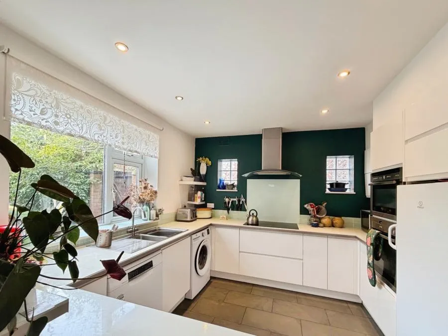 Rounds Hill, Kenilworth, CV8, photo 6