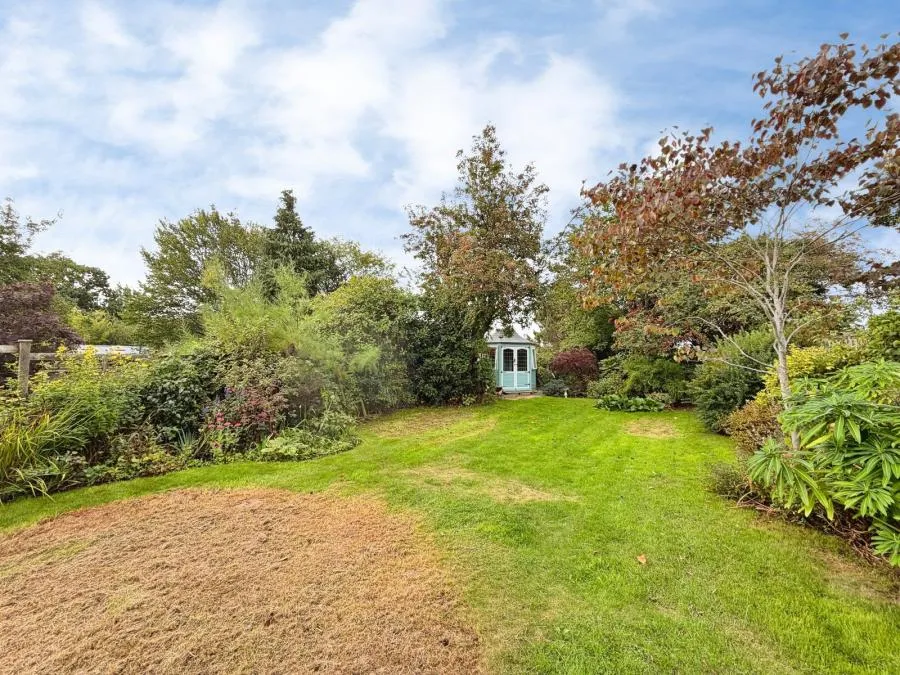 Rounds Hill, Kenilworth, CV8, photo 24