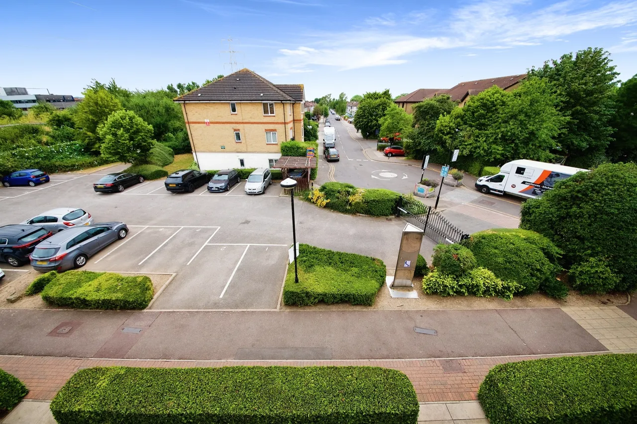 Tysoe Avenue, Enfield, EN3, photo 13